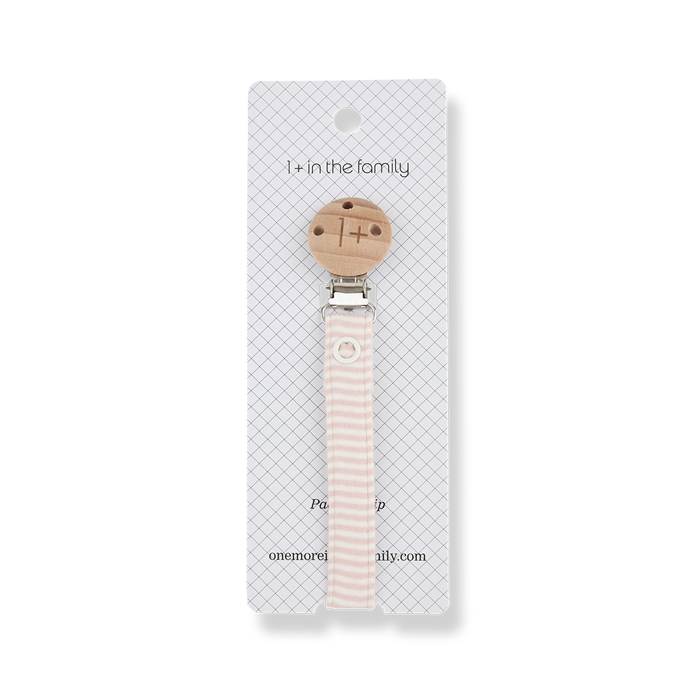 One + In The Family Aina Pacifier Clip