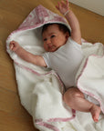 Little Threads Hooded Bath Towel