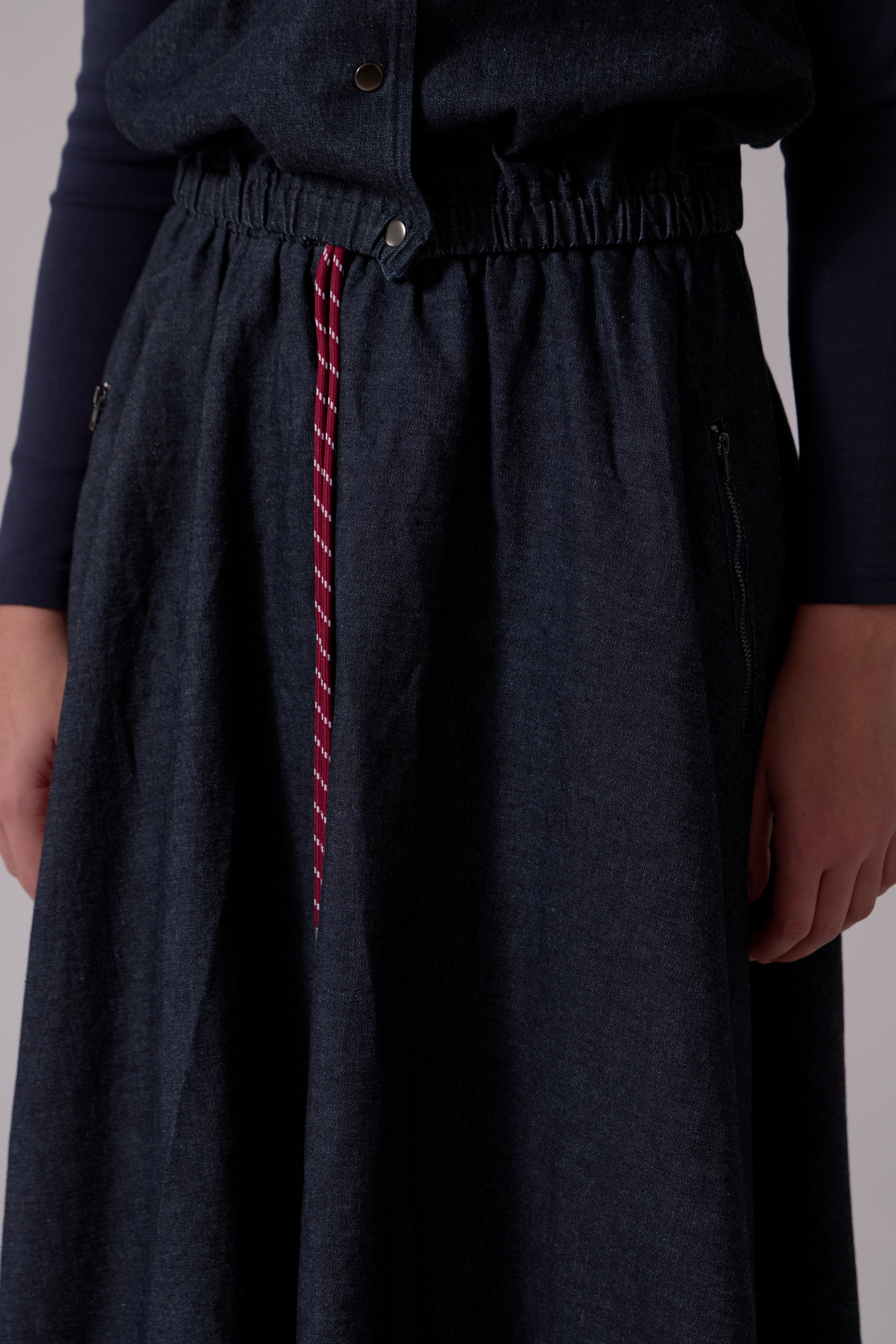 Soir Navy Mila Midi Skirt