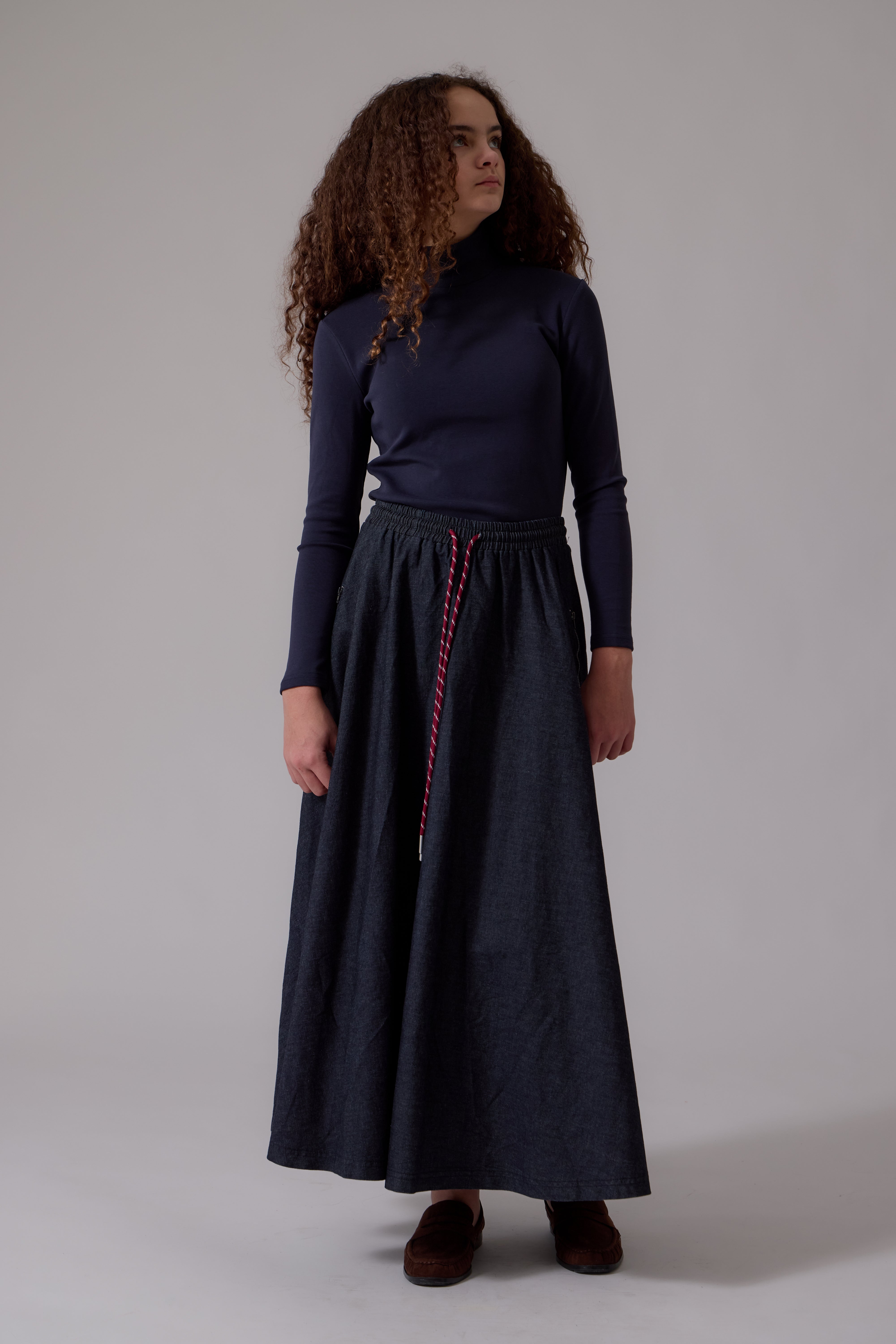 Soir Navy Mila Midi Skirt