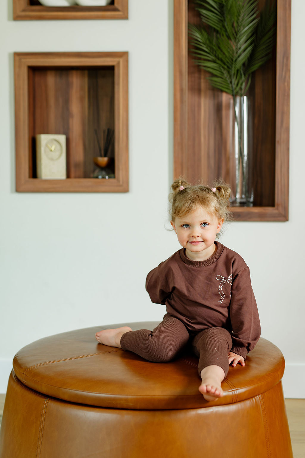 Pouf Rosy Brown Bow Sweatsuit
