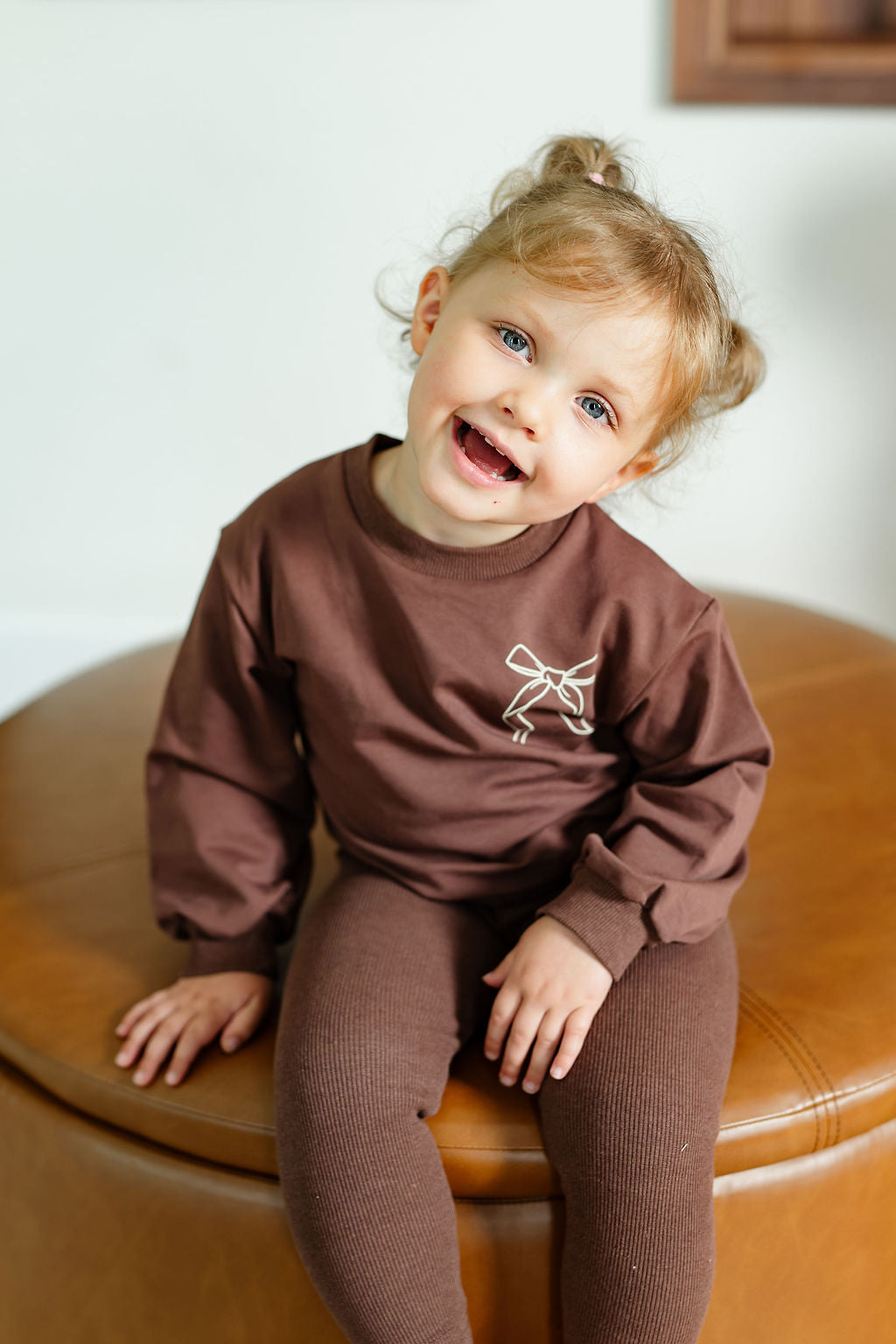 Pouf Rosy Brown Bow Sweatsuit