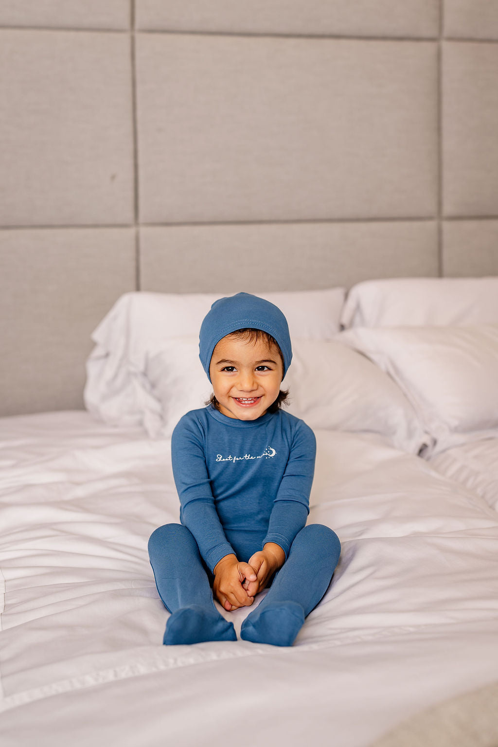 Pouf Royal Blue Shoot For The Moon Footie + Hat