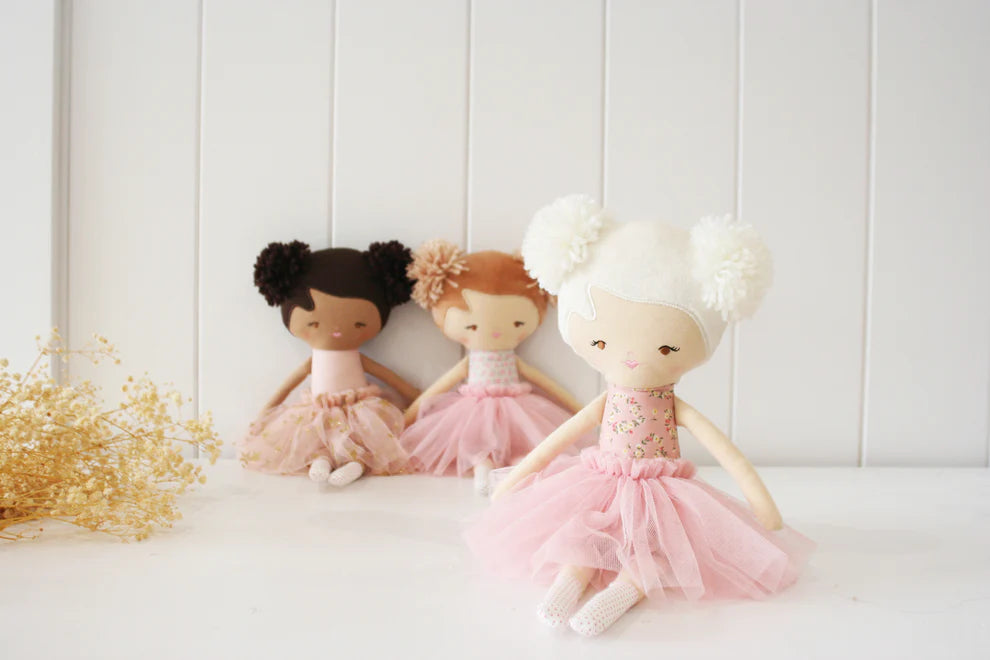 Alimrose Madison Ballet Doll Posy Heart