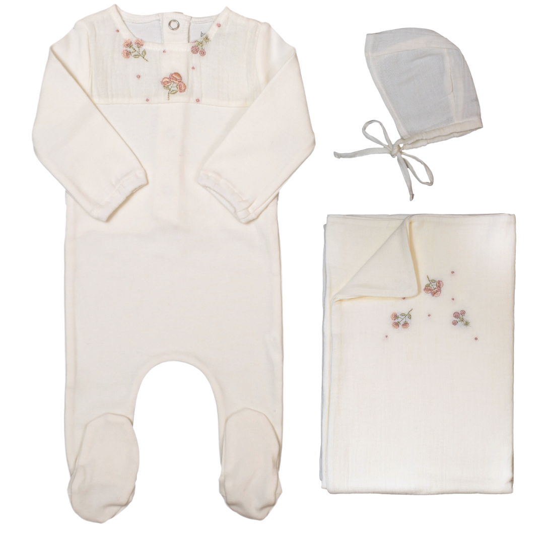 Bee And Dee Snow White Muslin Applique Set