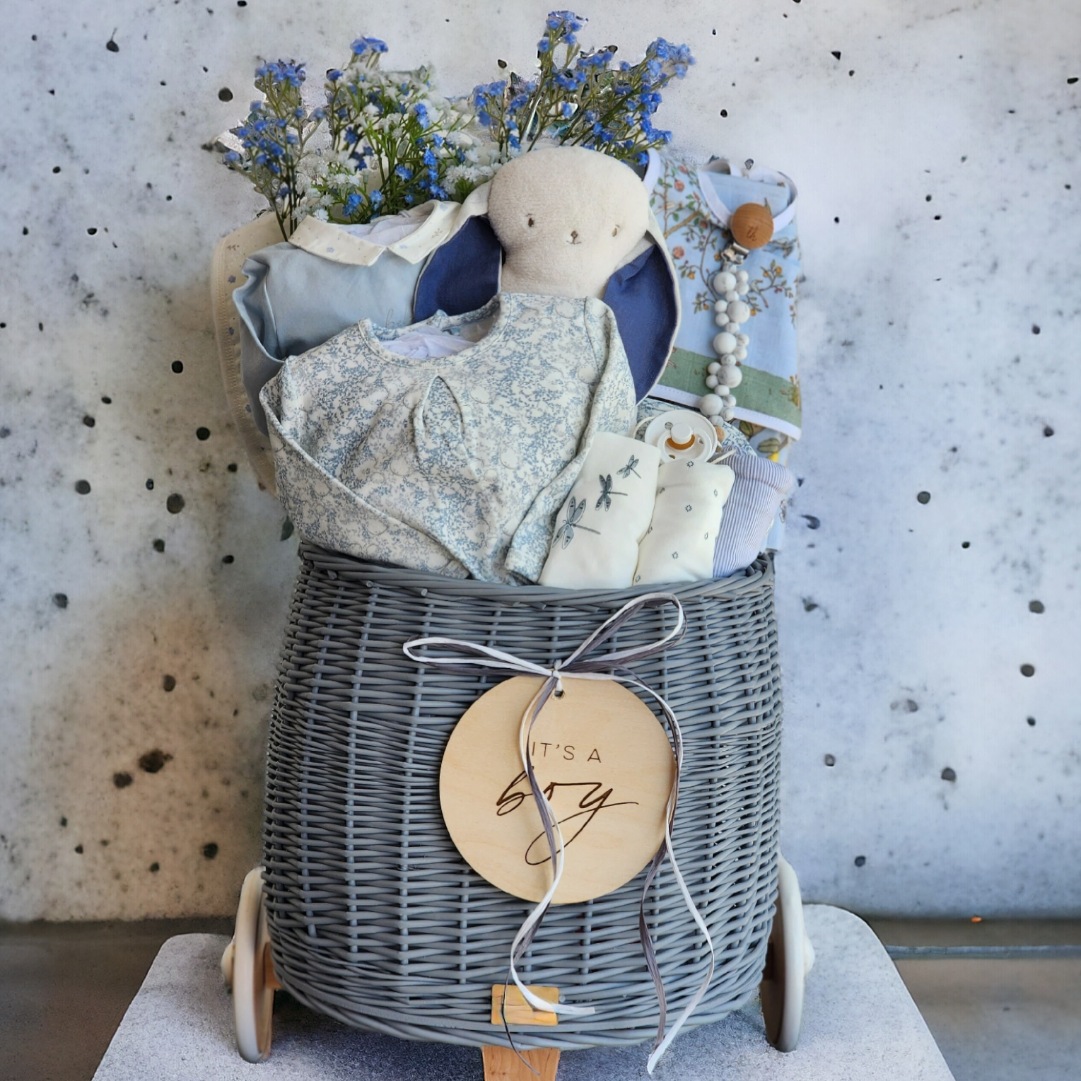 Gift Package In 2 Wheel Carriage - Baby Boy