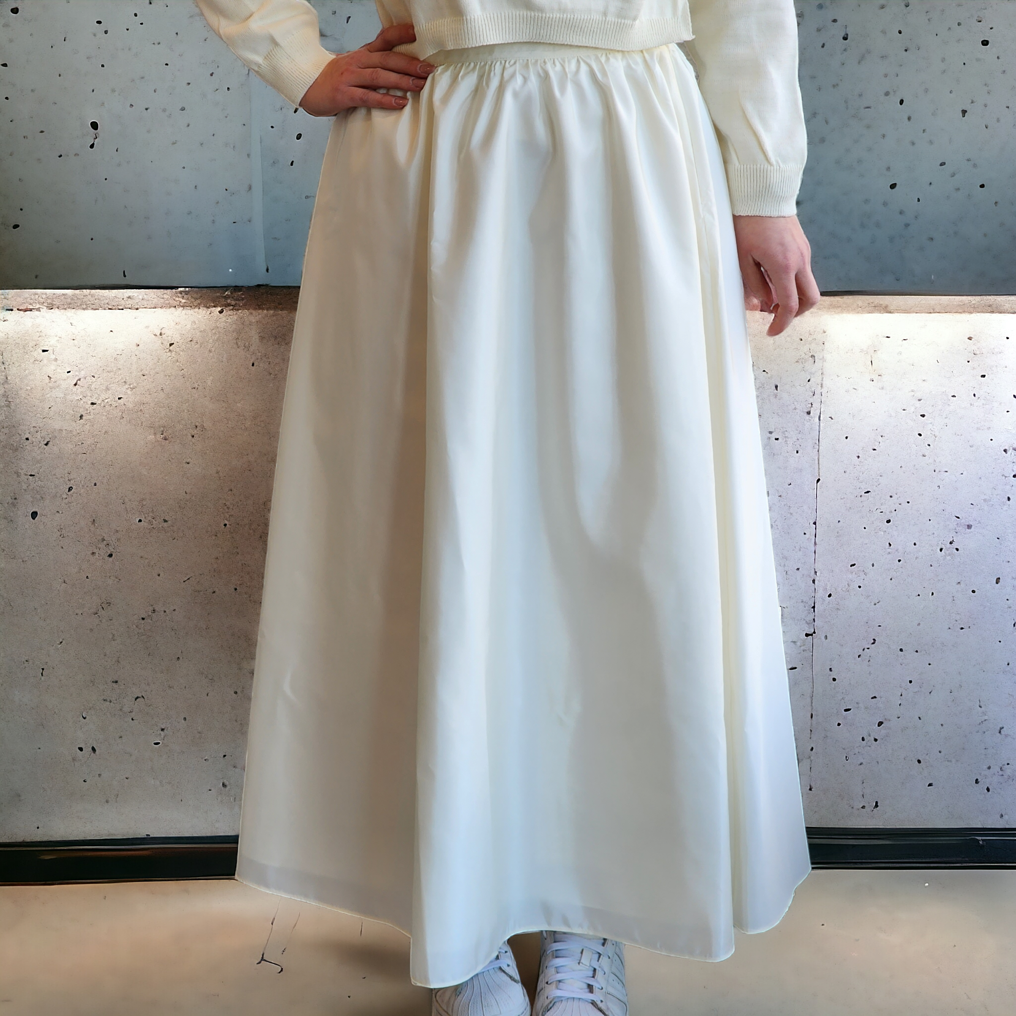 Tea White Gathered Skirt