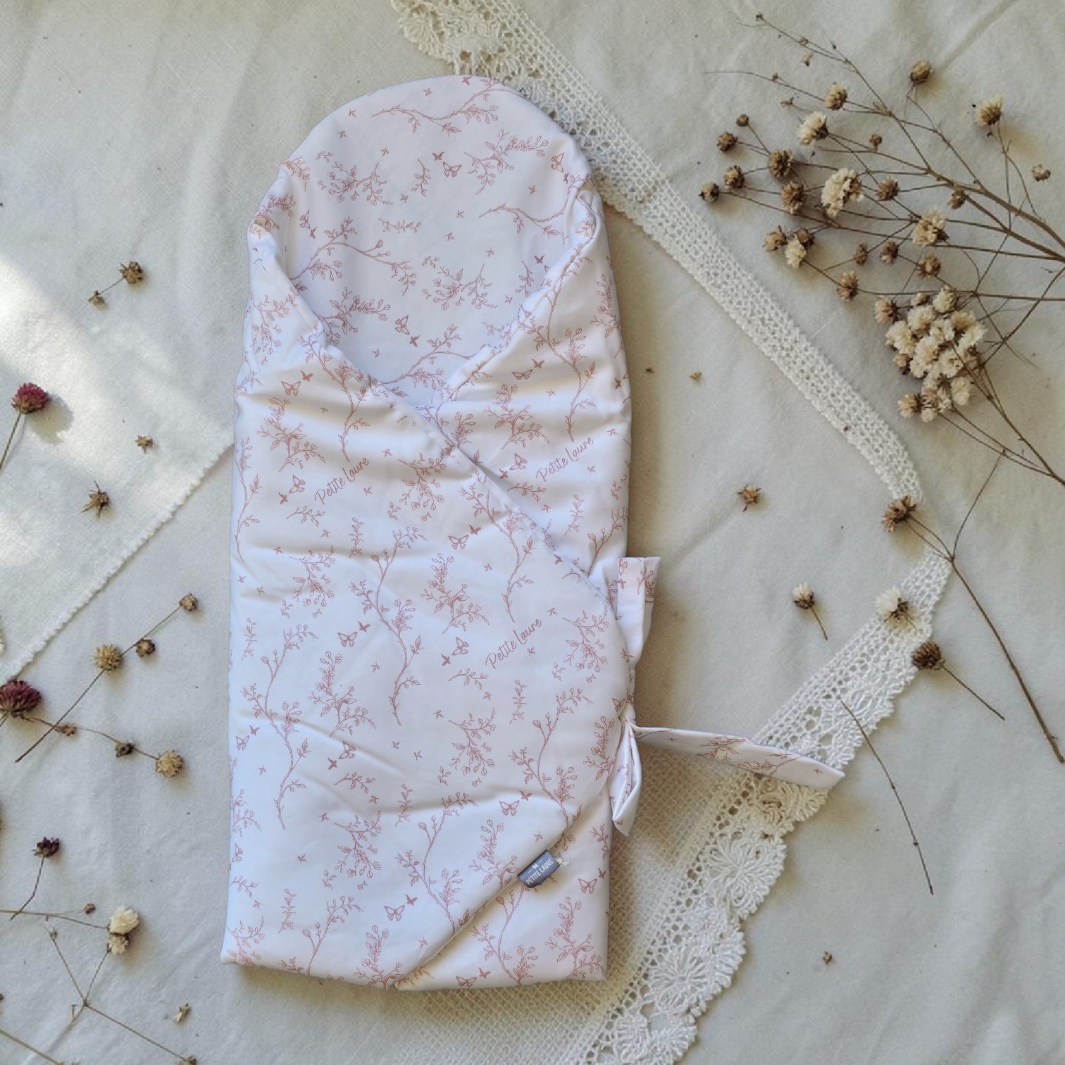 Petite Laure Baby Nest Wrap